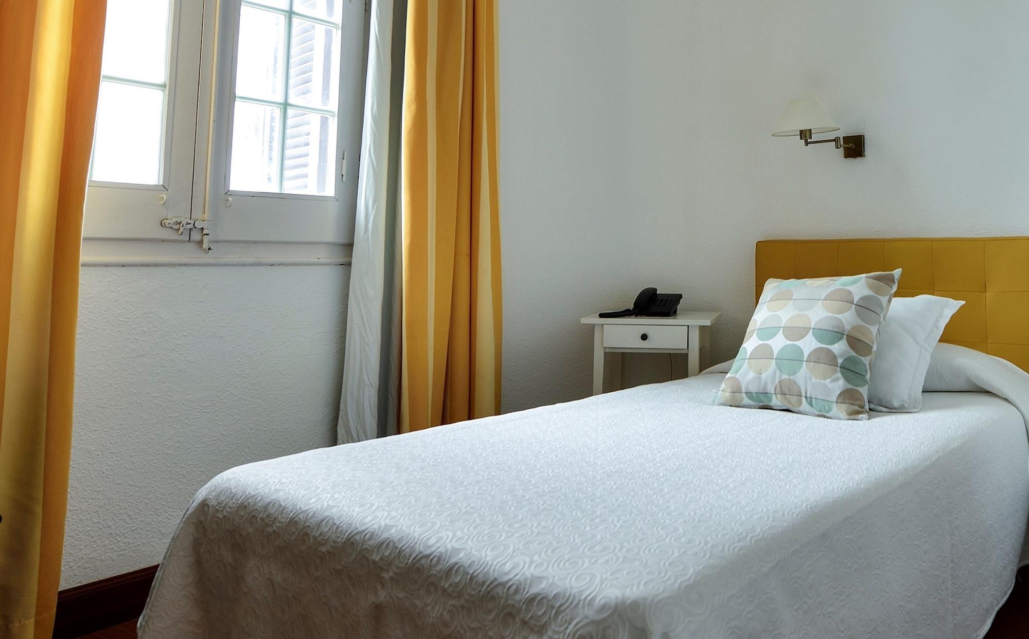 Hotel Capri ซีเจส ภายนอก รูปภาพ