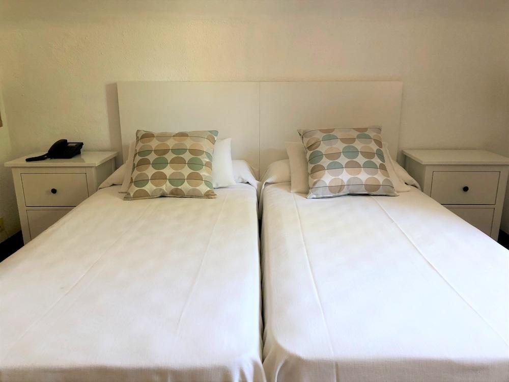Hotel Capri ซีเจส ภายนอก รูปภาพ