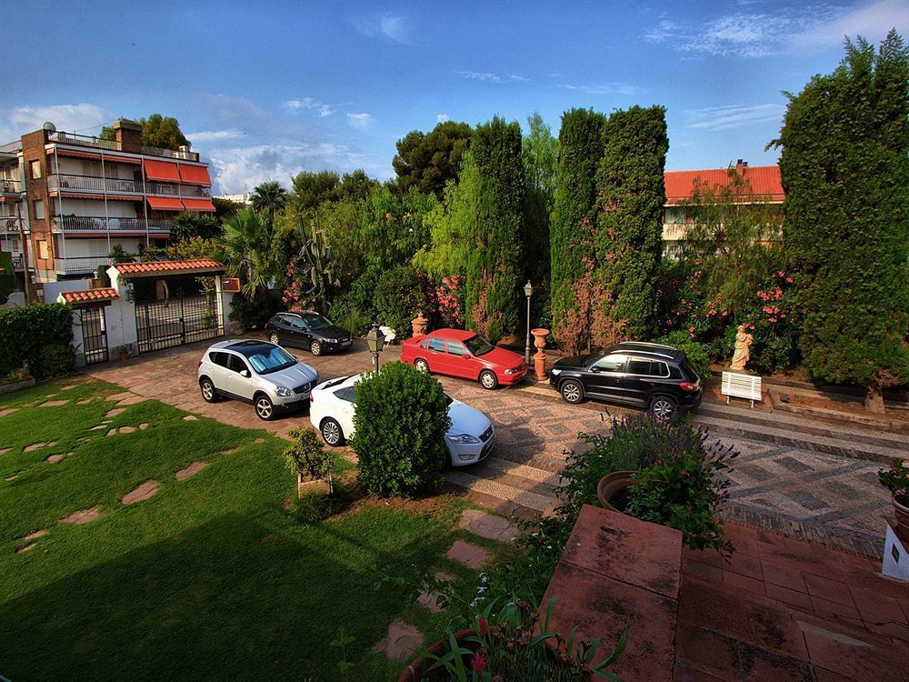 Hotel Capri ซีเจส ภายนอก รูปภาพ